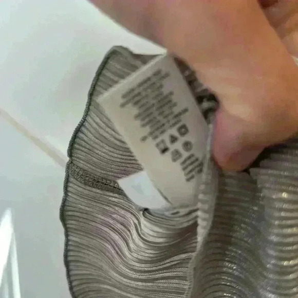 Ann Taylor Medium blouse metallic - Picture 7 of 10